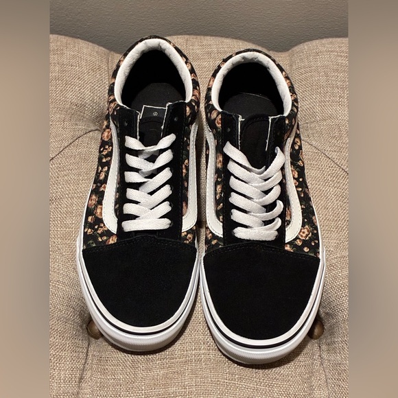 VANS Old Skool “Rose Dreams” Floral Sneakers Women’s 6.5 🌹 Suede Skate Shoes - Picture 2 of 8